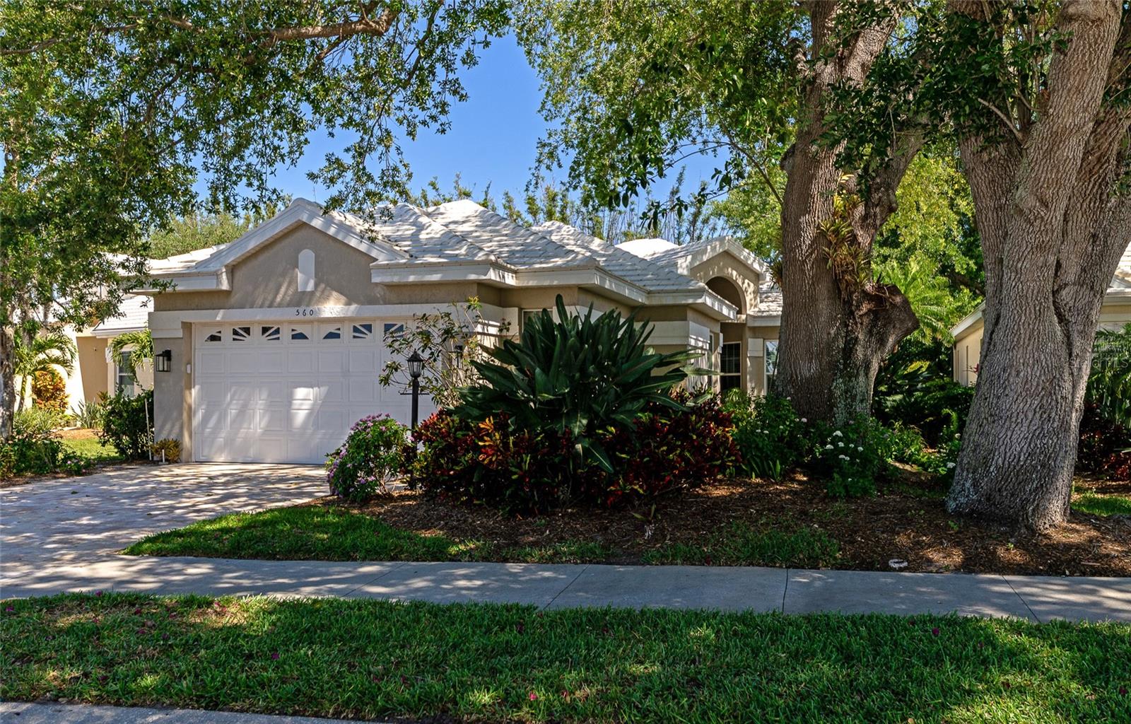560 Fallbrook Drive, Venice, FL 34292