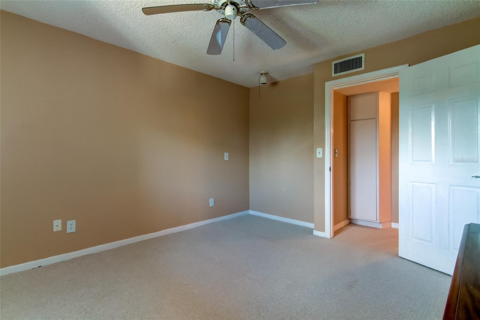 936 PINELLAS BAYWAY S #T-5, TIERRA VERDE, FL, 33715