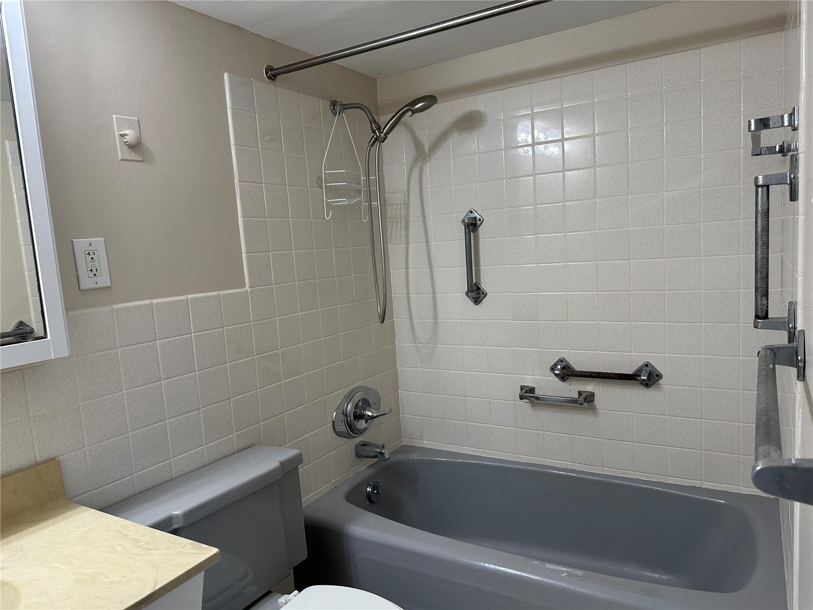 10355 PARADISE BLVD #414, TREASURE ISLAND, FL, 33706