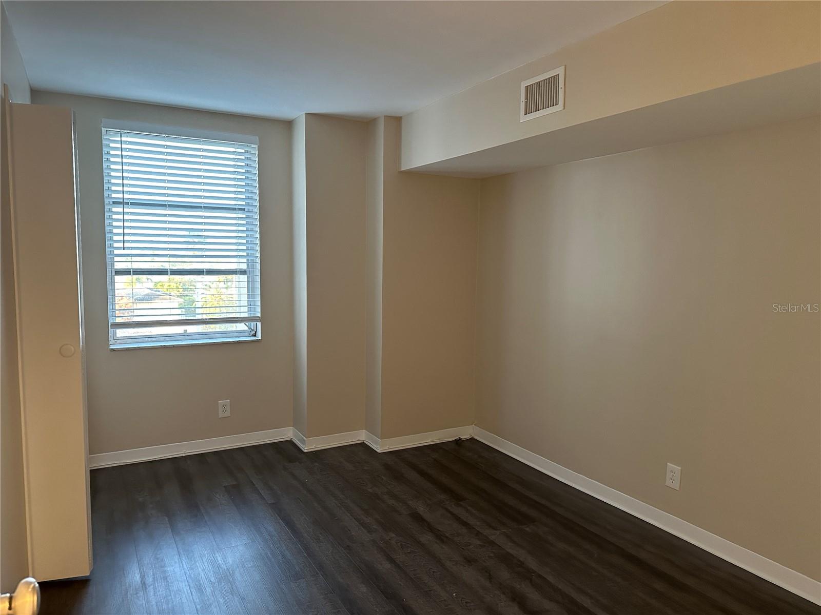 10355 PARADISE BLVD #414, TREASURE ISLAND, FL, 33706
