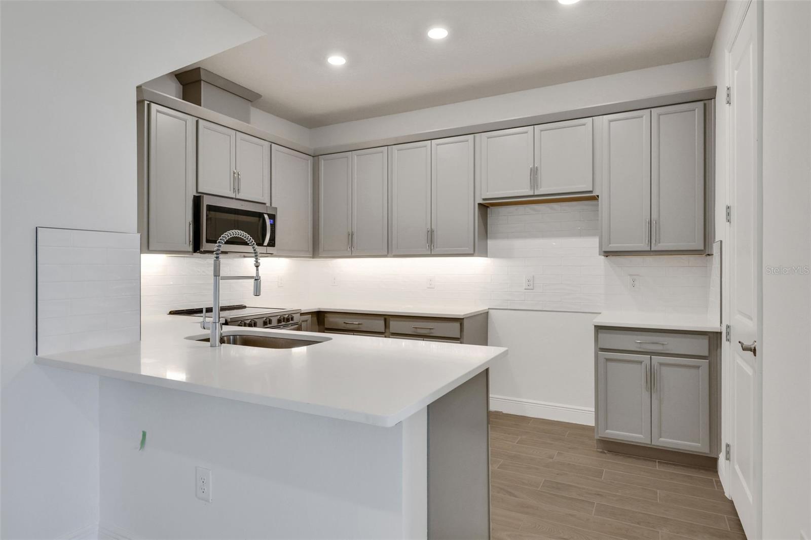 9141 GULF HAVEN DR, PARRISH, FL, 34219