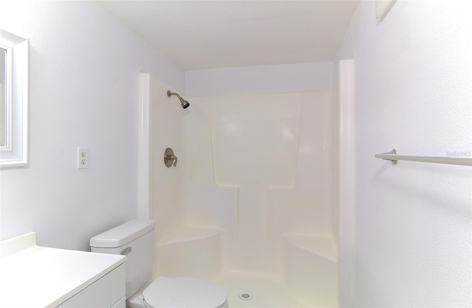 5750 80TH ST N #B208, ST PETERSBURG, FL, 33709