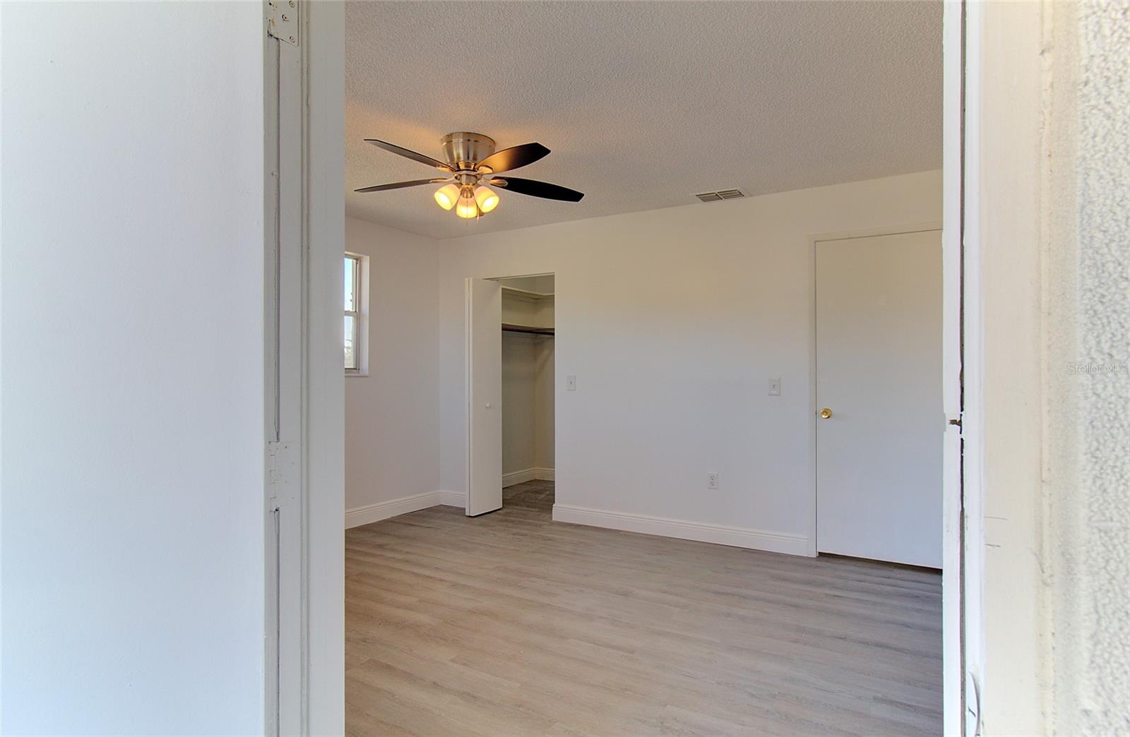 5750 80TH ST N #B208, ST PETERSBURG, FL, 33709