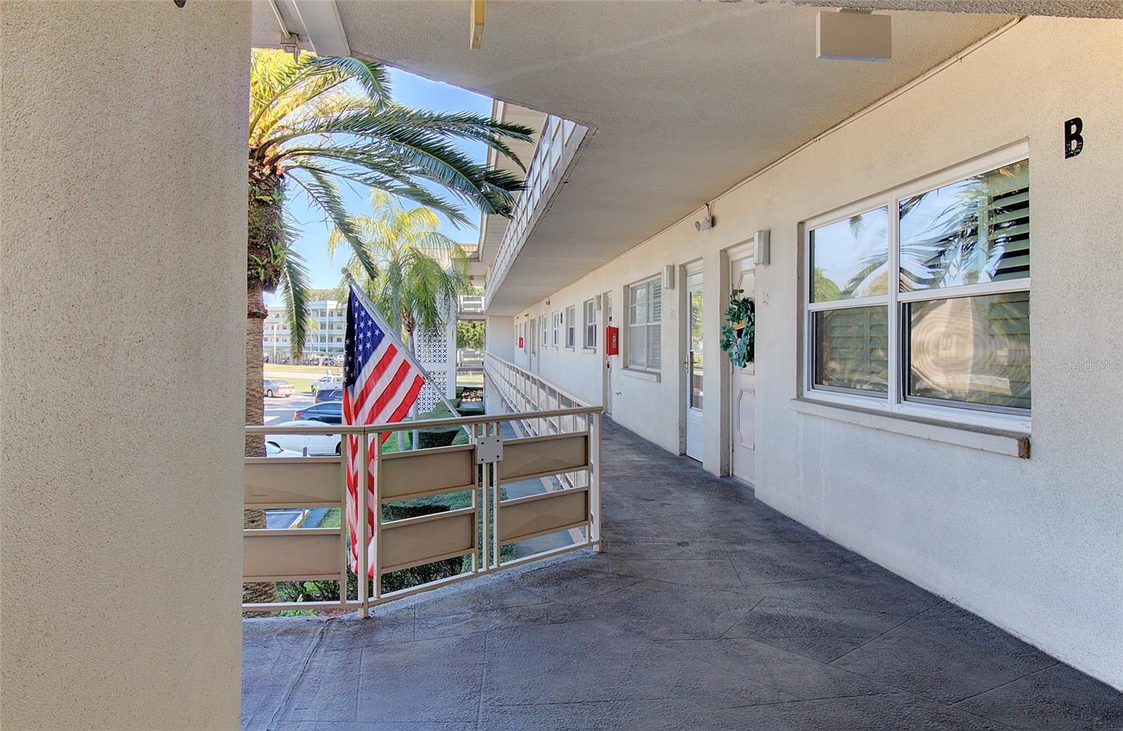 5750 80TH ST N #B208, ST PETERSBURG, FL, 33709