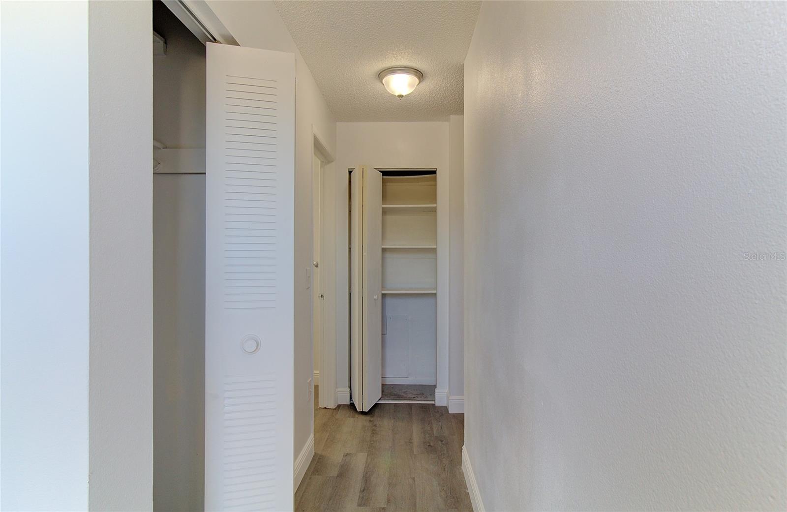 5750 80TH ST N #B208, ST PETERSBURG, FL, 33709