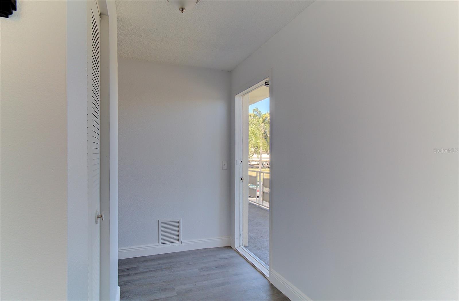 5750 80TH ST N #B208, ST PETERSBURG, FL, 33709