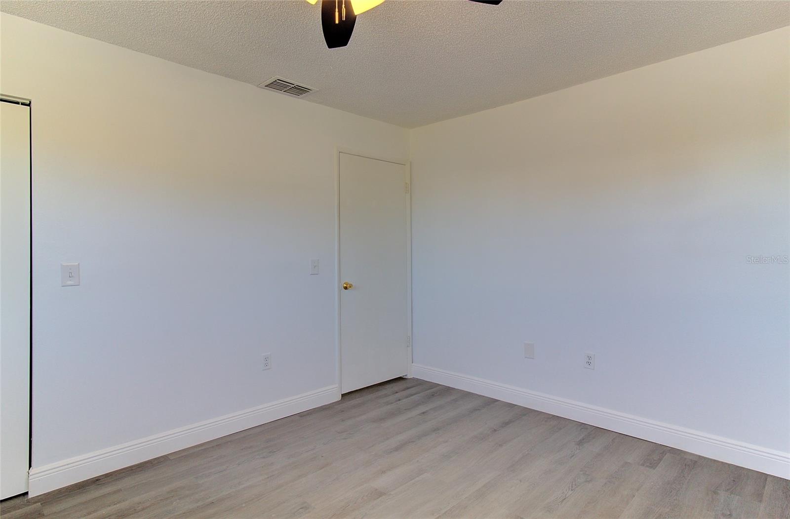 5750 80TH ST N #B208, ST PETERSBURG, FL, 33709