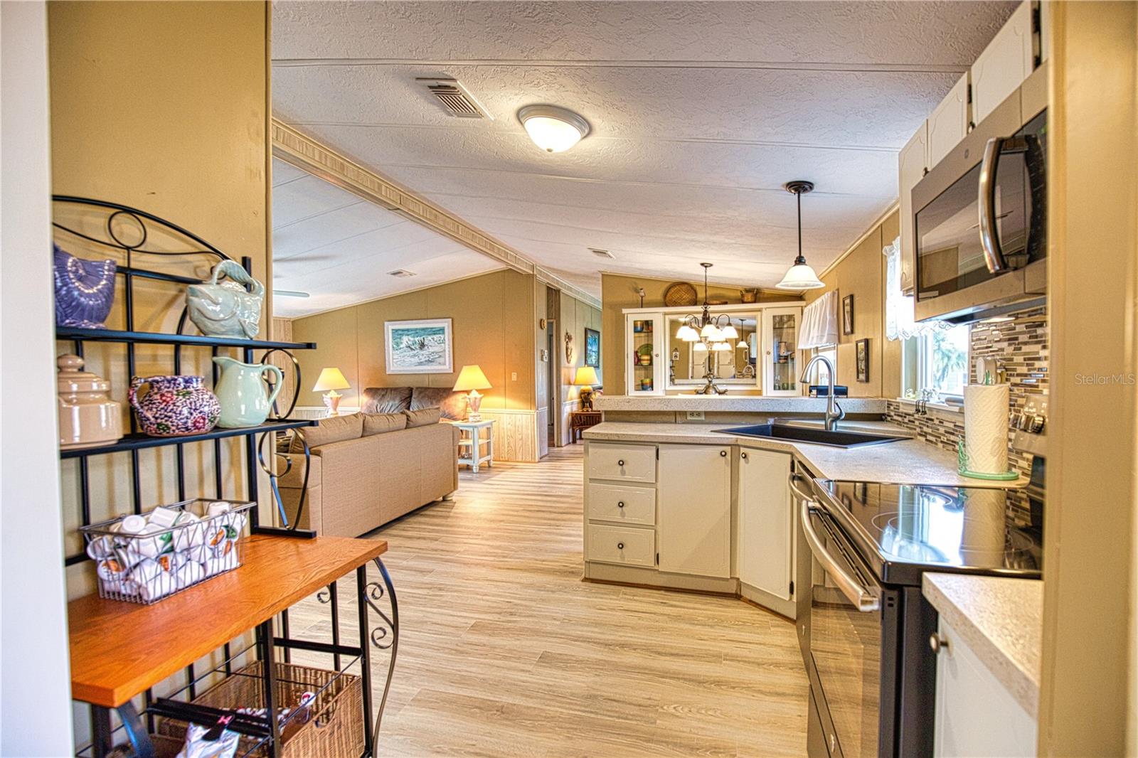 501 MADONNA, NORTH PORT, FL, 34287