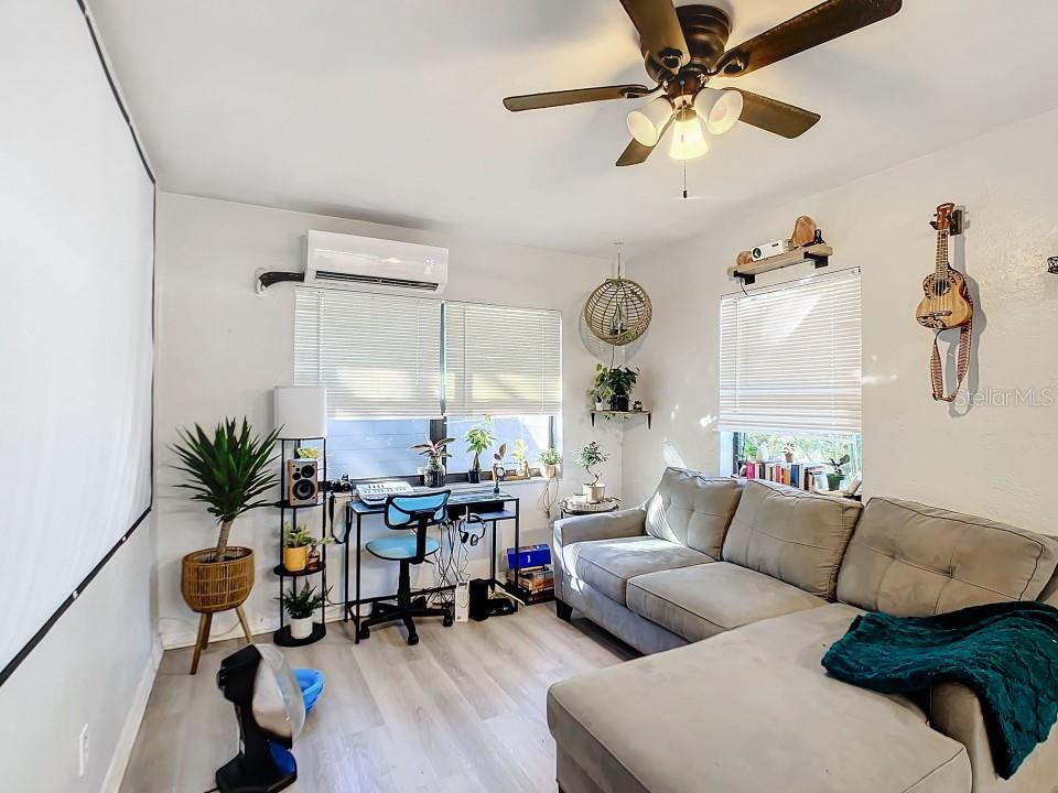 1820 3RD ST S, ST PETERSBURG, FL, 33705