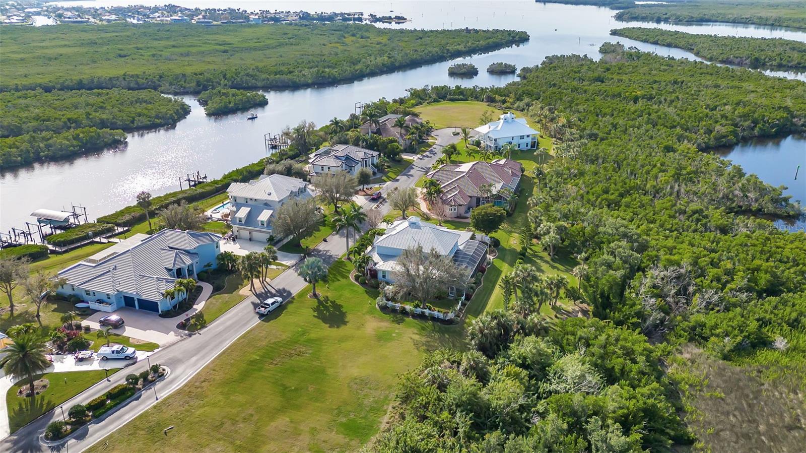 4061 LEA MARIE ISLAND DR, PORT CHARLOTTE, FL, 33952