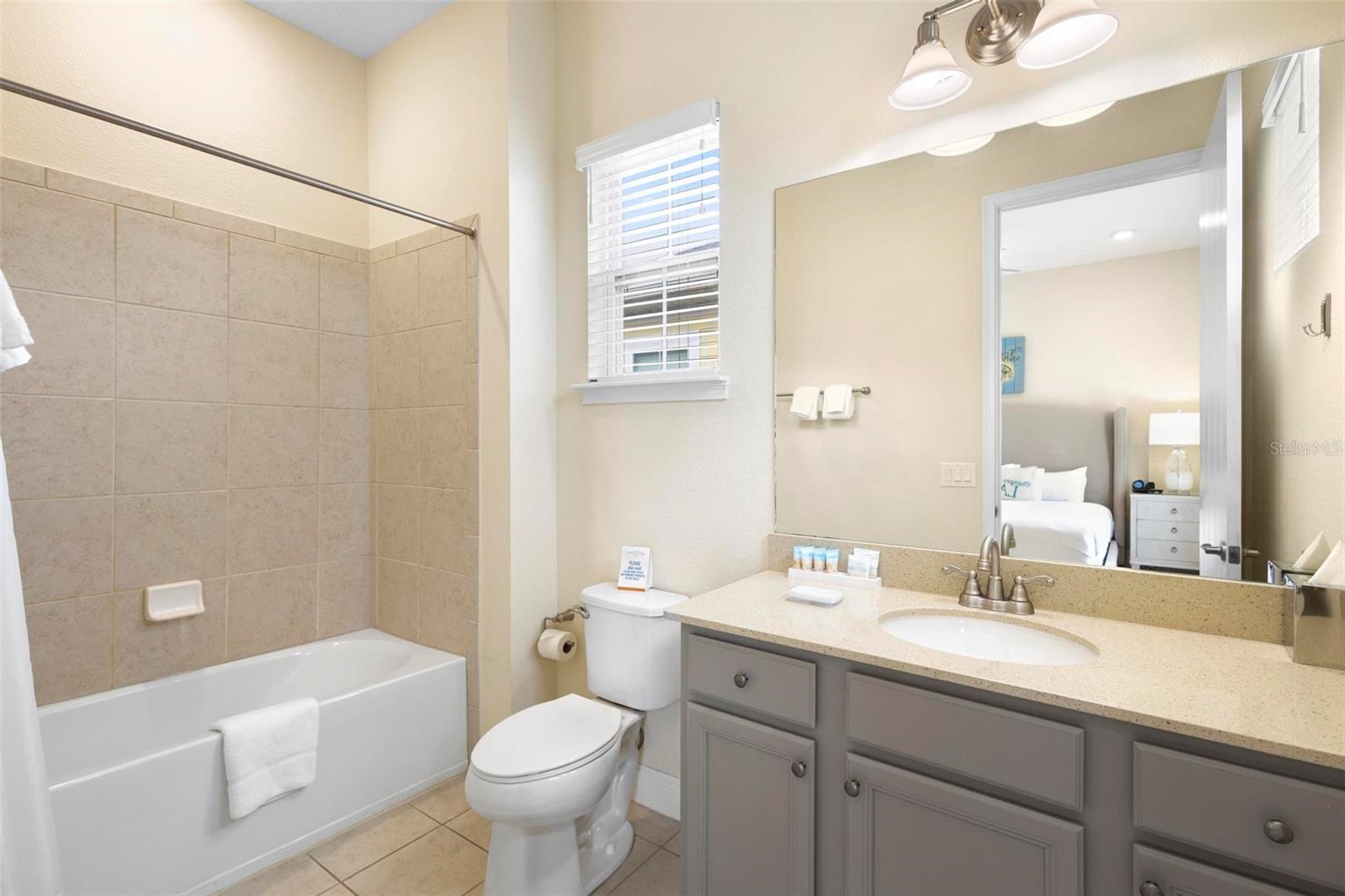 3020 LATITUDE LN, KISSIMMEE, FL, 34747