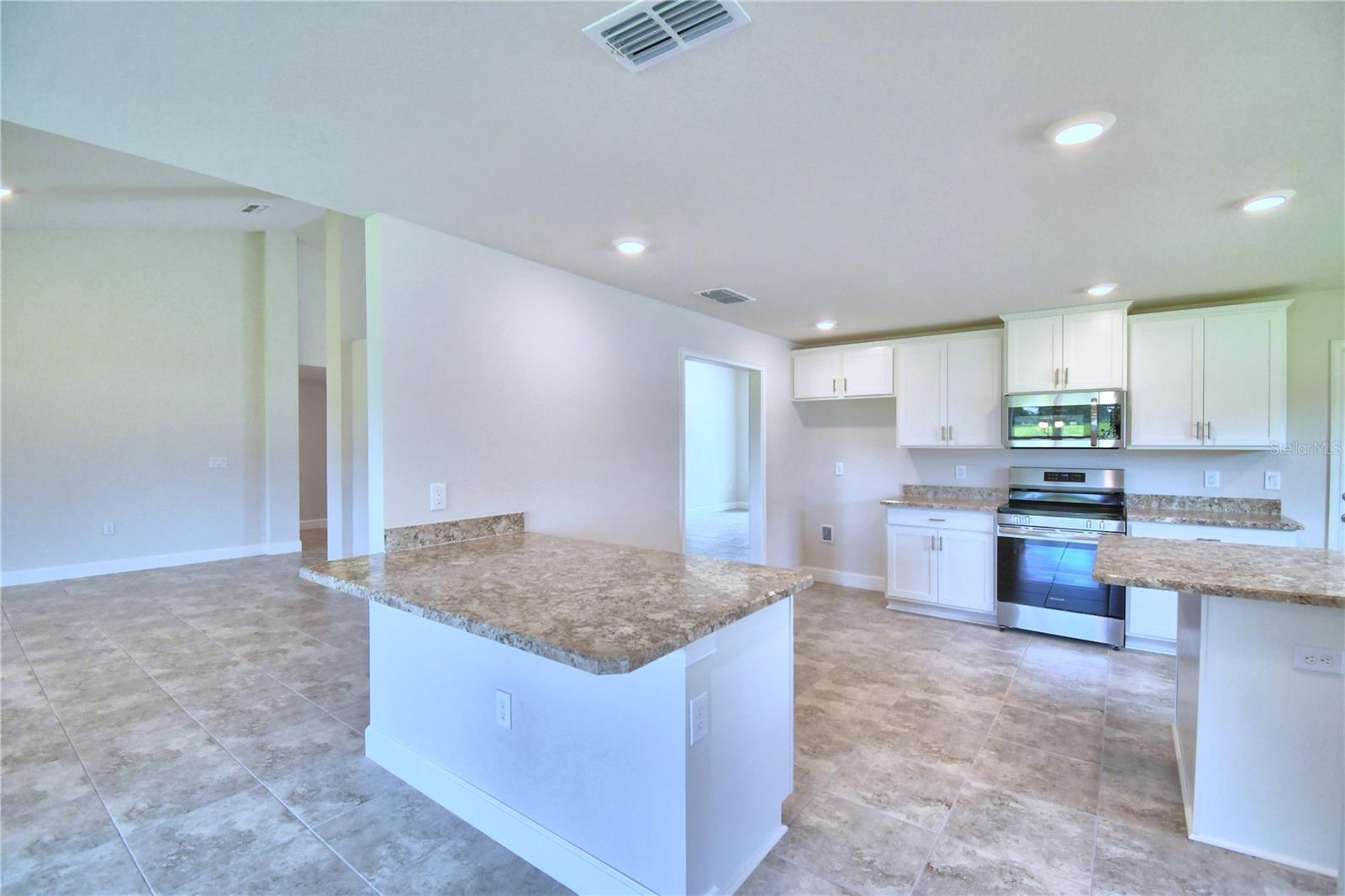 4024 TULLAMORE LN, AUBURNDALE, FL, 33823