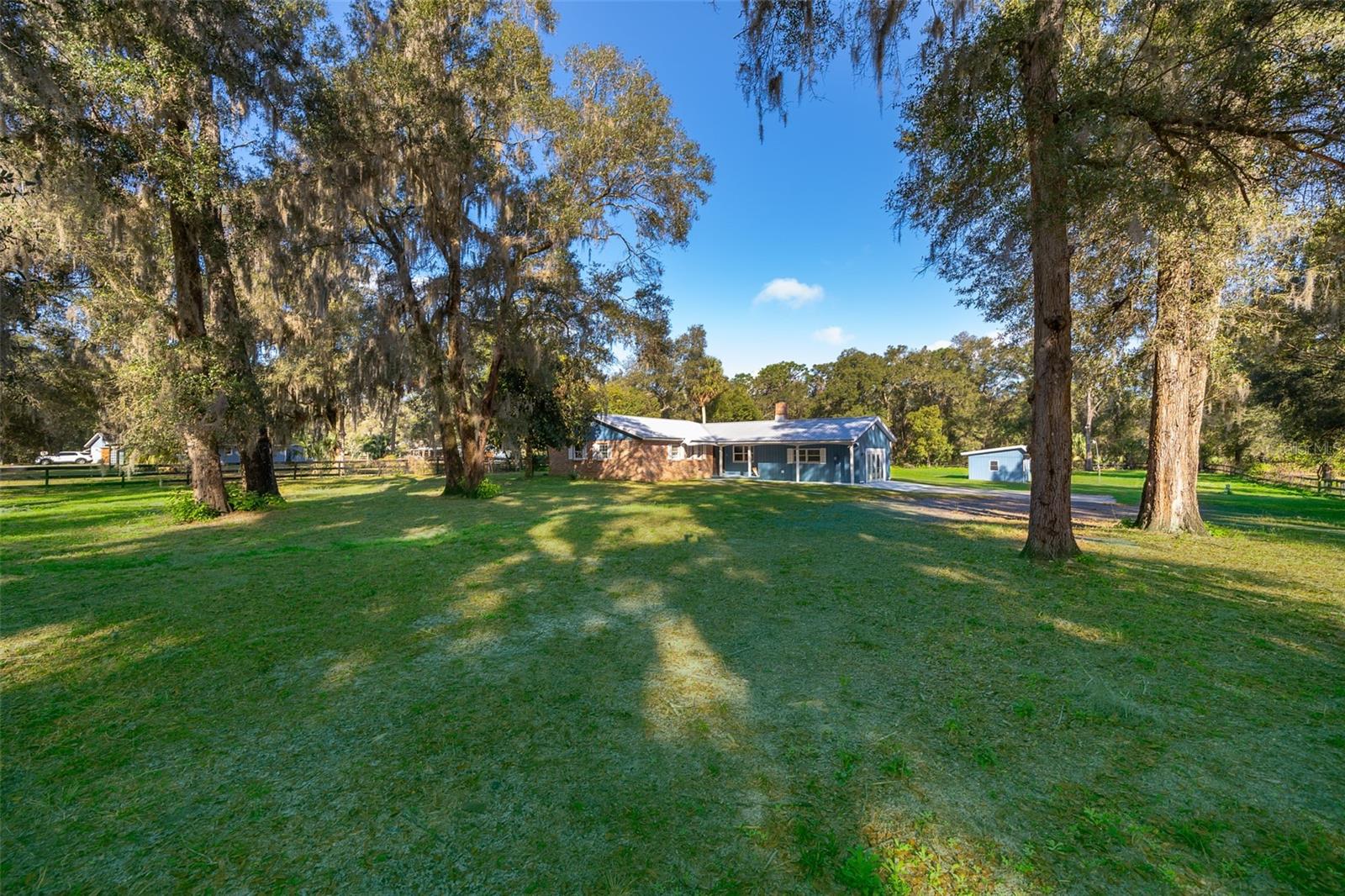 1545 W BERESFORD RD, DELAND, FL, 32720