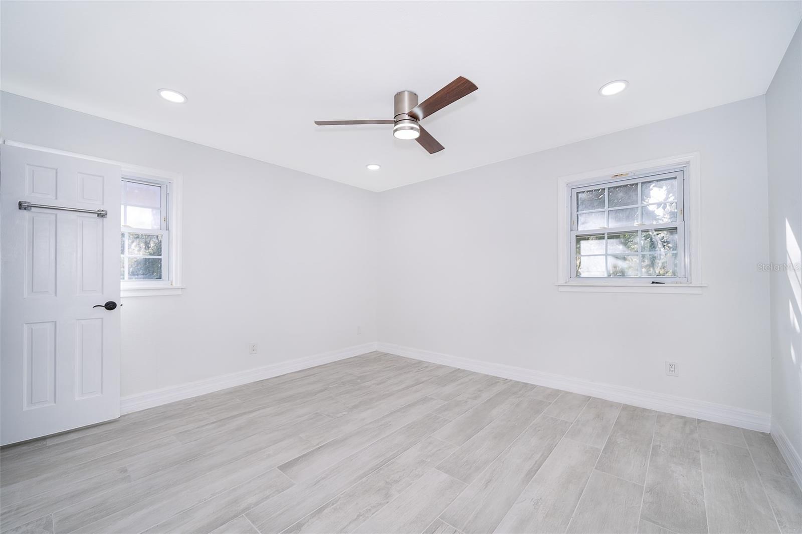 1545 W BERESFORD RD, DELAND, FL, 32720