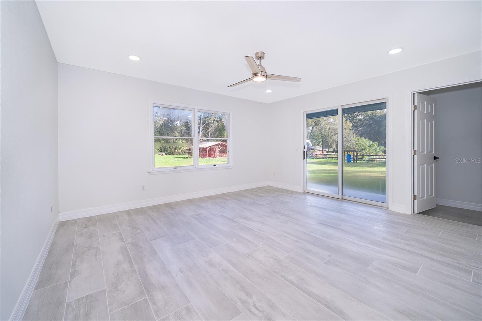 1545 W BERESFORD RD, DELAND, FL, 32720