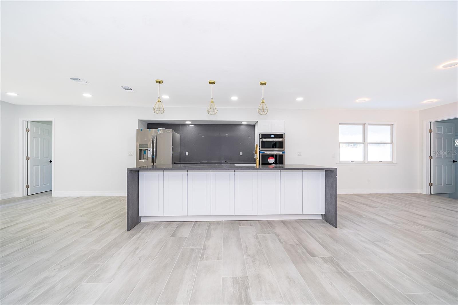 1545 W BERESFORD RD, DELAND, FL, 32720