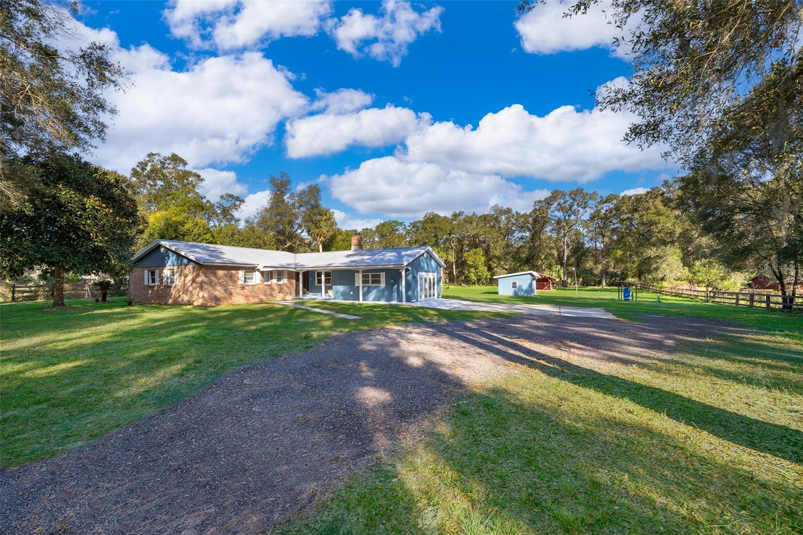 1545 W BERESFORD RD, DELAND, FL, 32720