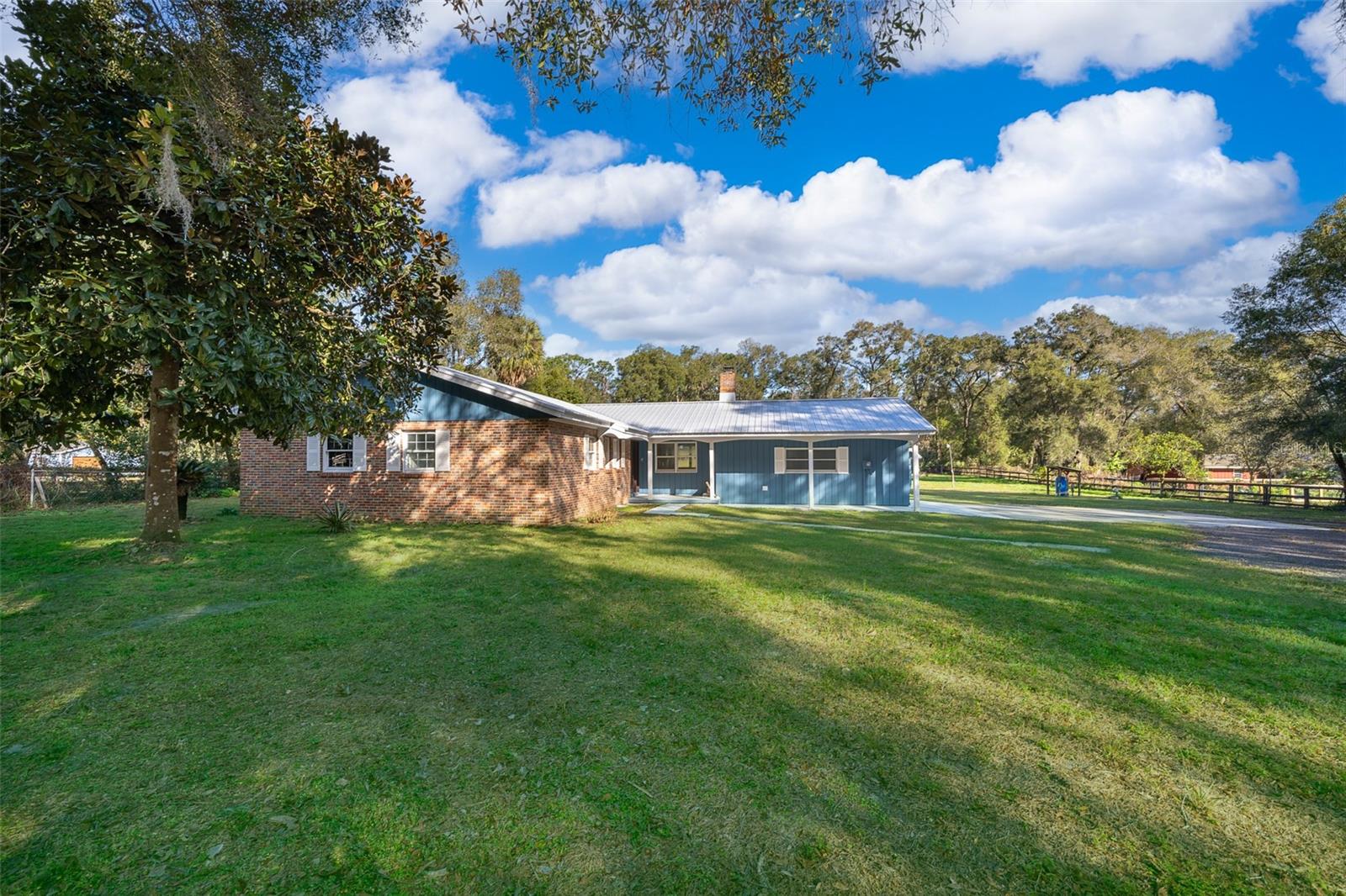 1545 W BERESFORD RD, DELAND, FL, 32720