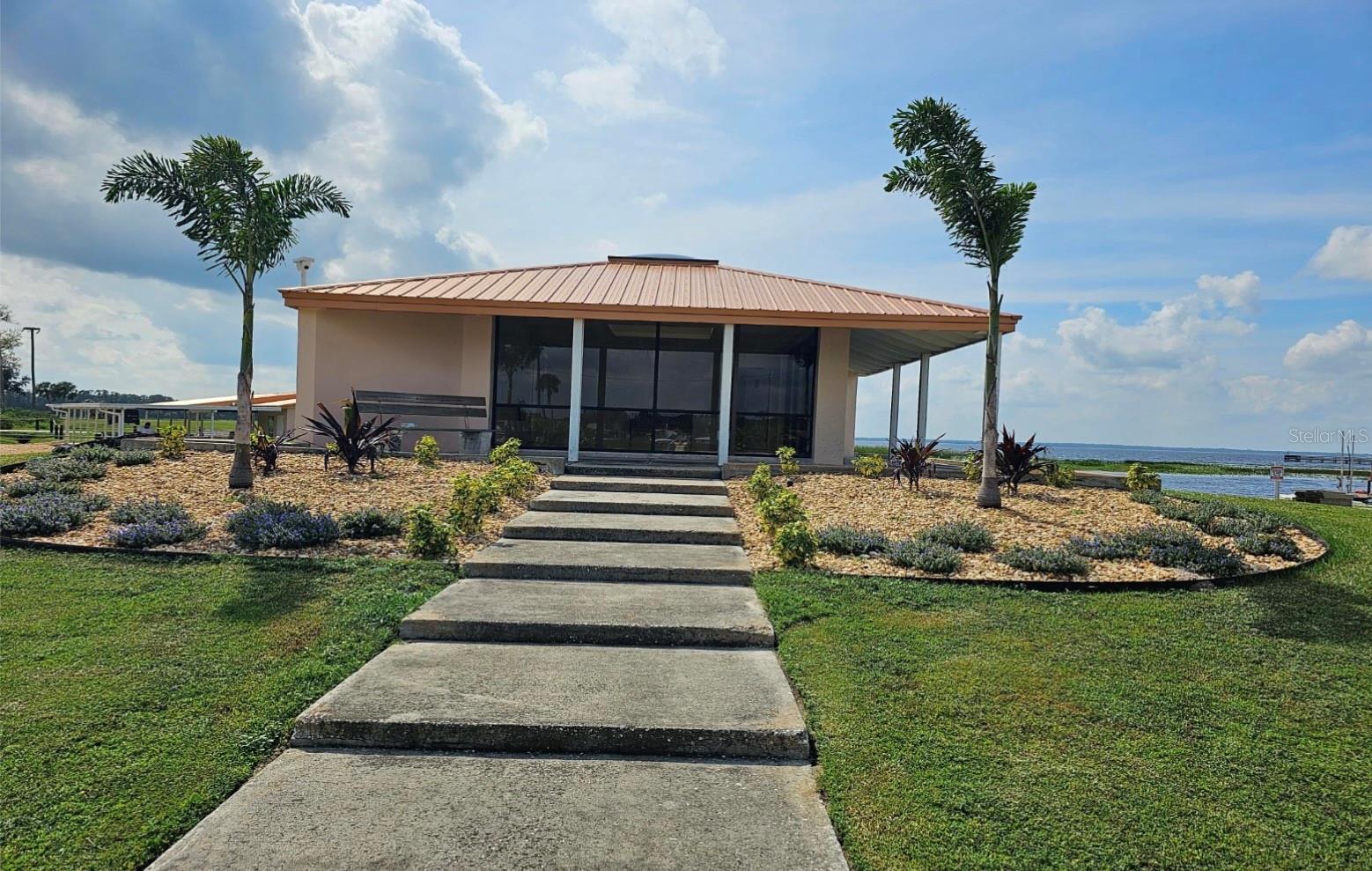 218 GAILLARDIA DR, INDIAN LAKE ESTATES, FL, 33855