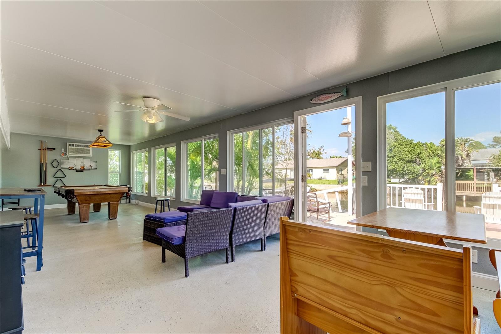 9900 ISLAND HARBOR DR, PORT RICHEY, FL, 34668