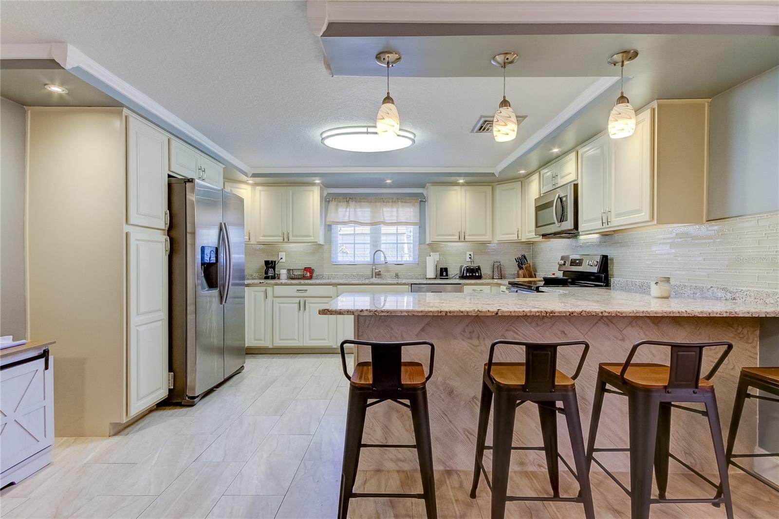 9900 ISLAND HARBOR DR, PORT RICHEY, FL, 34668