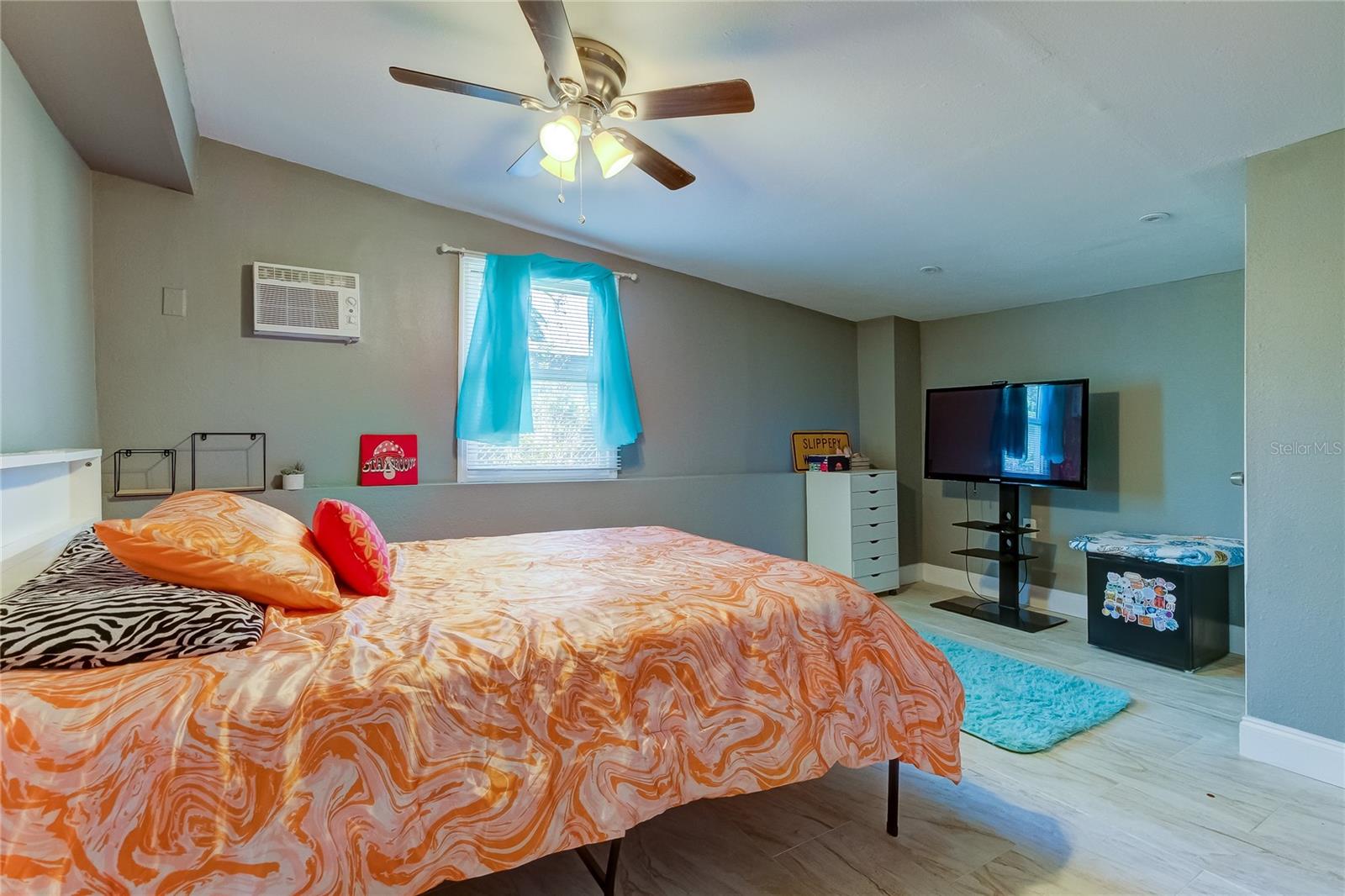 9900 ISLAND HARBOR DR, PORT RICHEY, FL, 34668