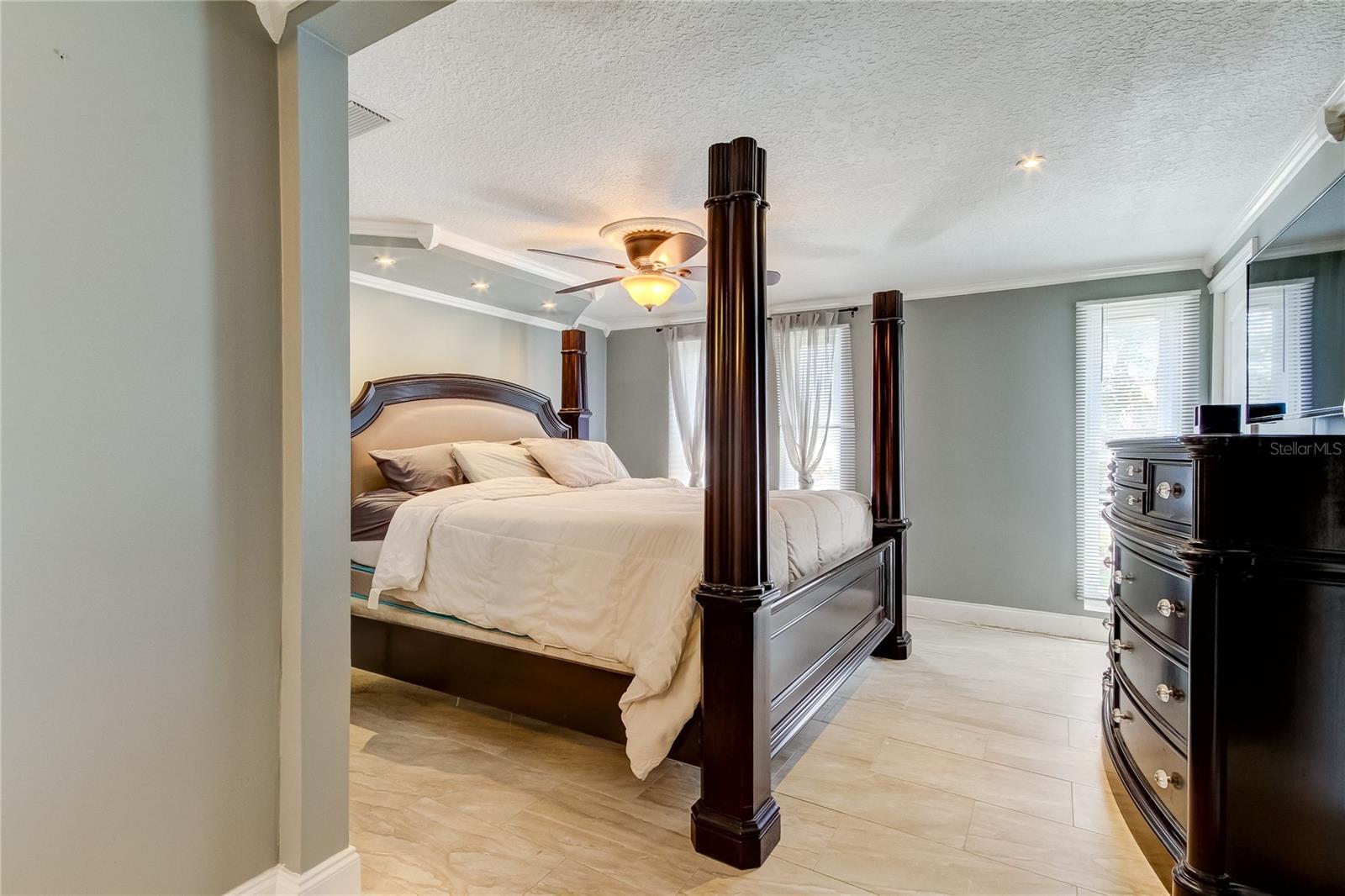 9900 ISLAND HARBOR DR, PORT RICHEY, FL, 34668