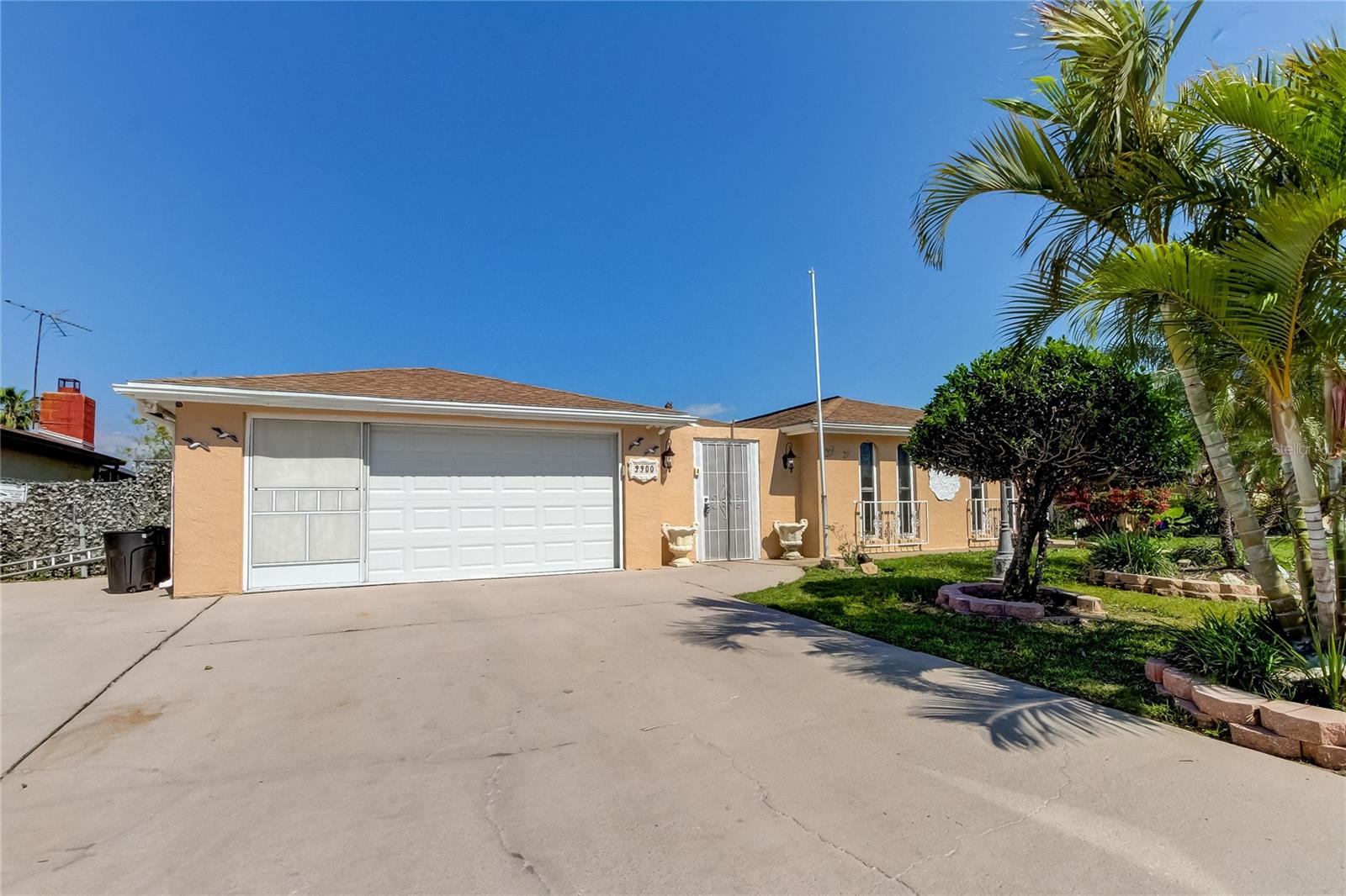 9900 ISLAND HARBOR DR, PORT RICHEY, FL, 34668