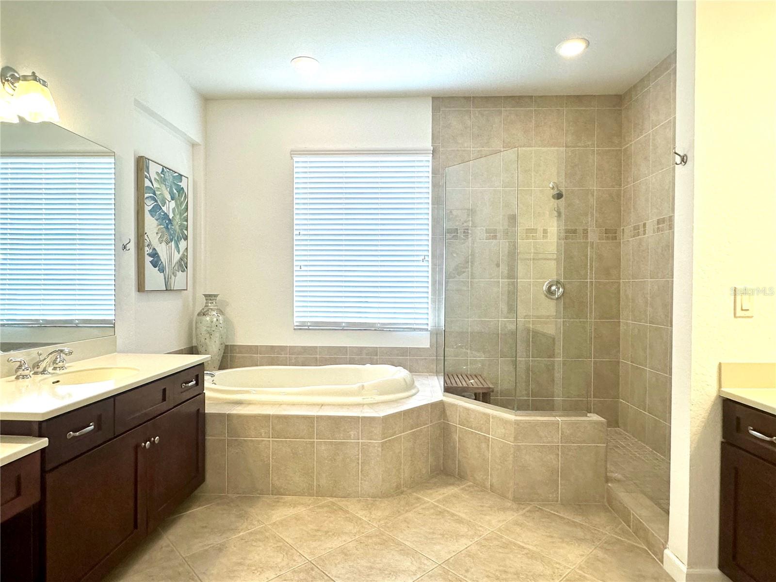 8901 DUVAL LN #A1, SARASOTA, FL, 34231
