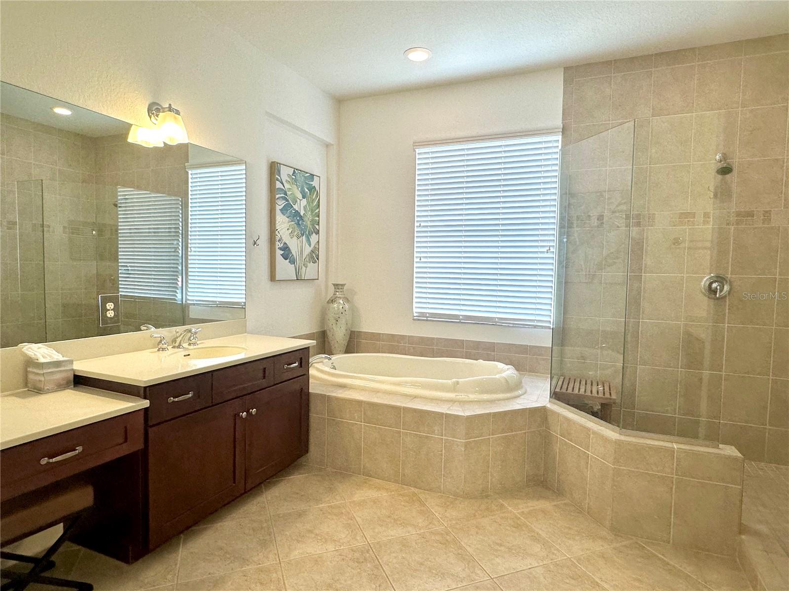 8901 DUVAL LN #A1, SARASOTA, FL, 34231