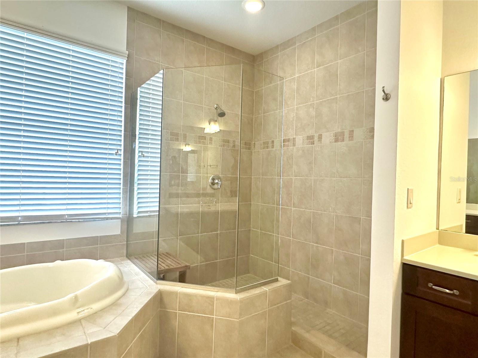 8901 DUVAL LN #A1, SARASOTA, FL, 34231