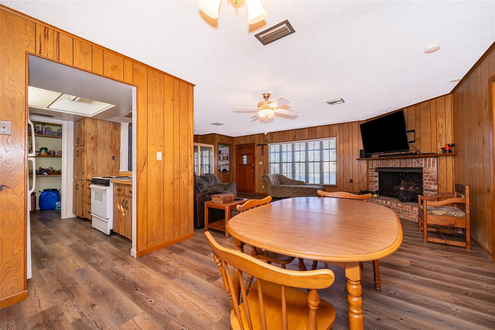 55746 CARROLL ST, ASTOR, FL, 32102