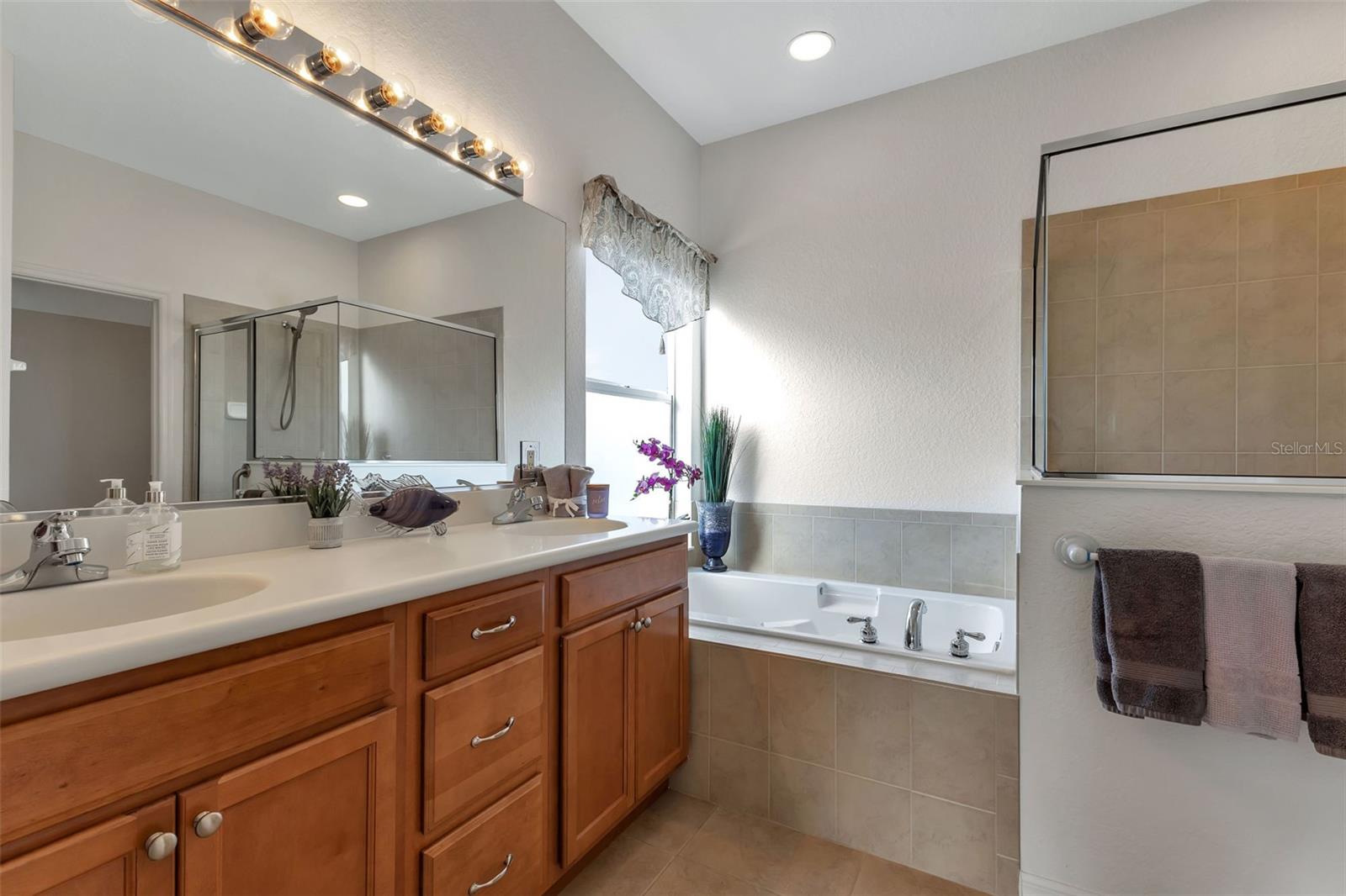 1712 LASTINGHAM LN, PORT CHARLOTTE, FL, 33980