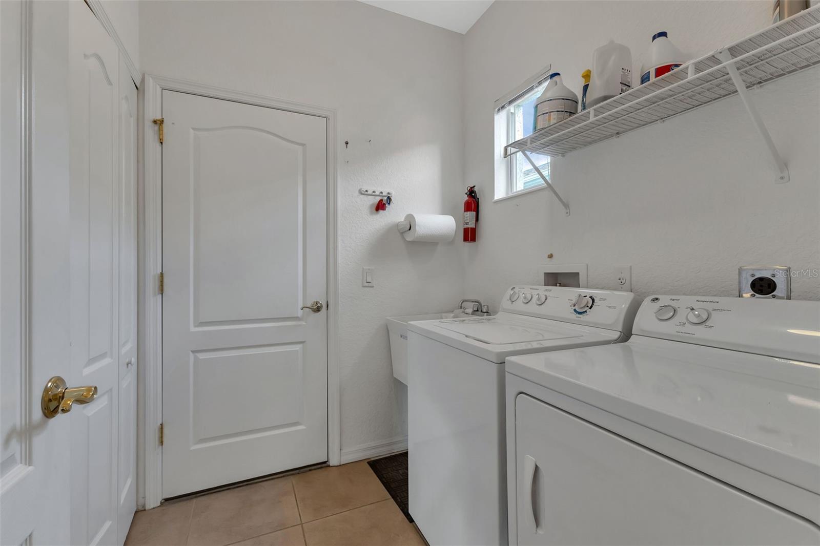 1712 LASTINGHAM LN, PORT CHARLOTTE, FL, 33980