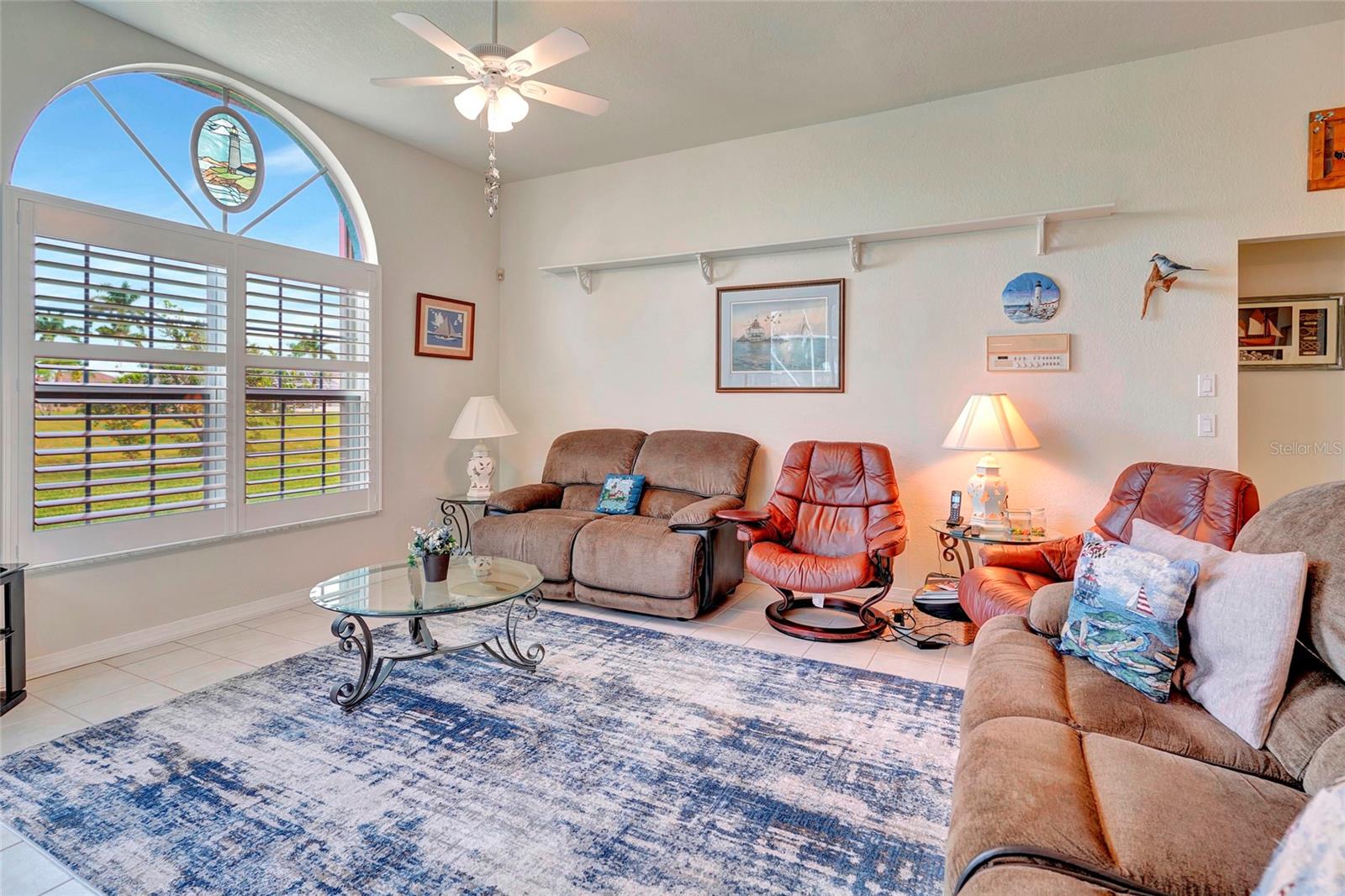 555 ROTONDA CIR, ROTONDA WEST, FL, 33947