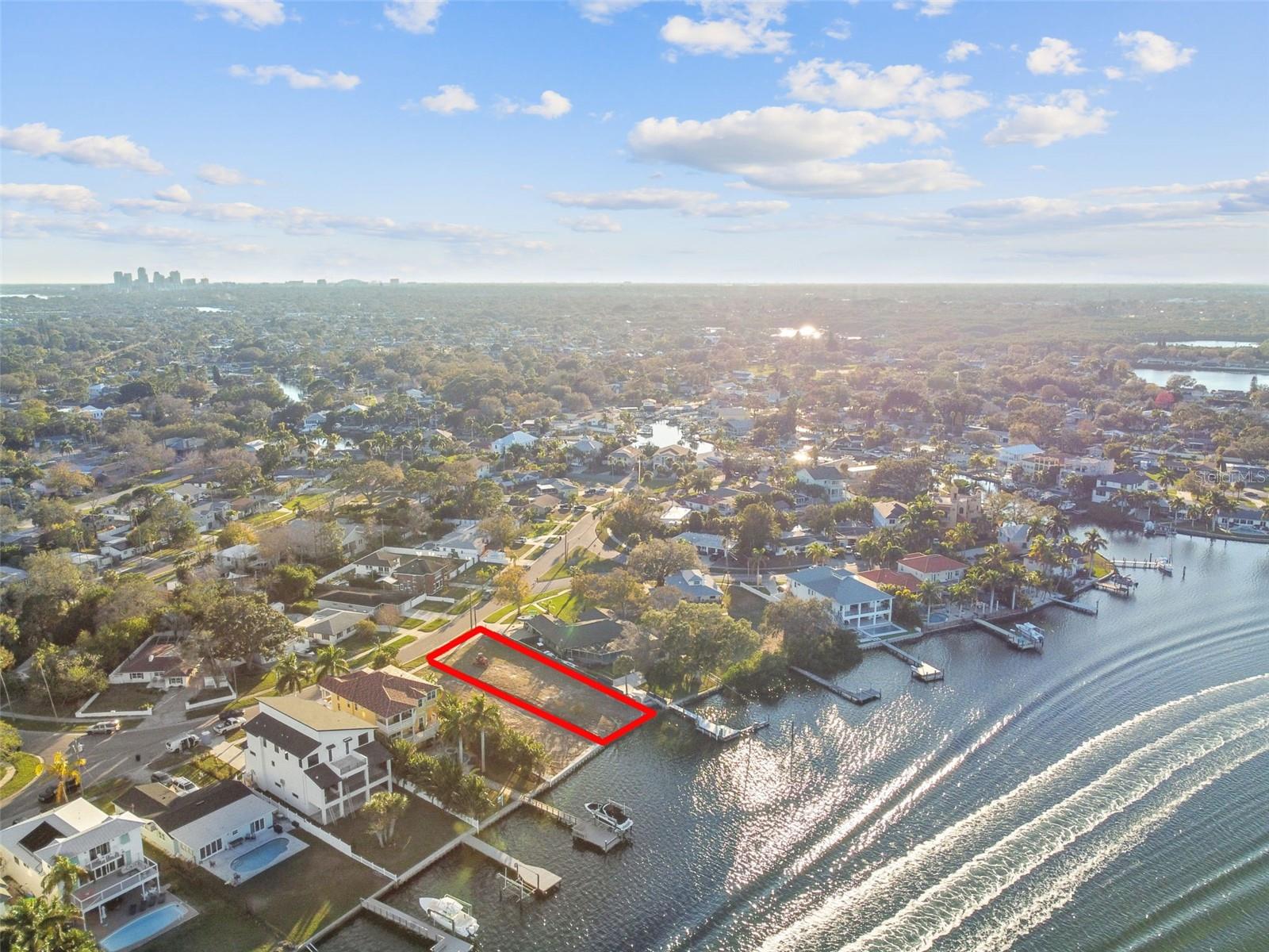 1835 BAYOU GRANDE BLVD NE, ST PETERSBURG, FL, 33703