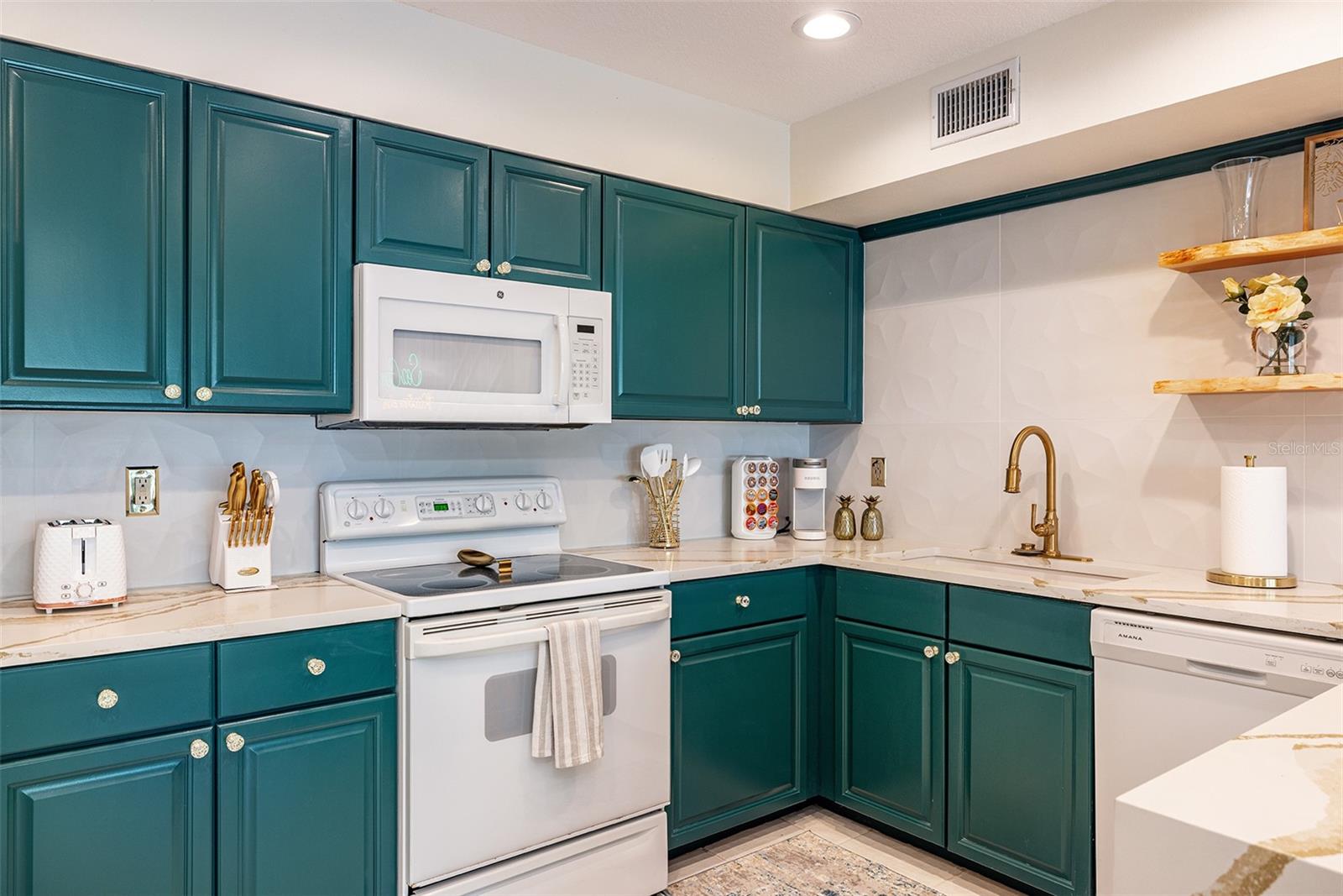 1500 GULF BLVD #103B, INDIAN ROCKS BEACH, FL, 33785