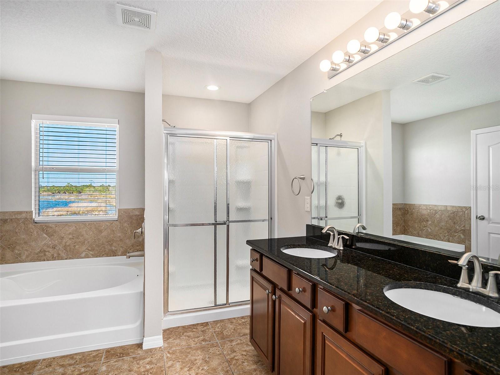 541 VISTA RIDGE DR, RUSKIN, FL, 33570