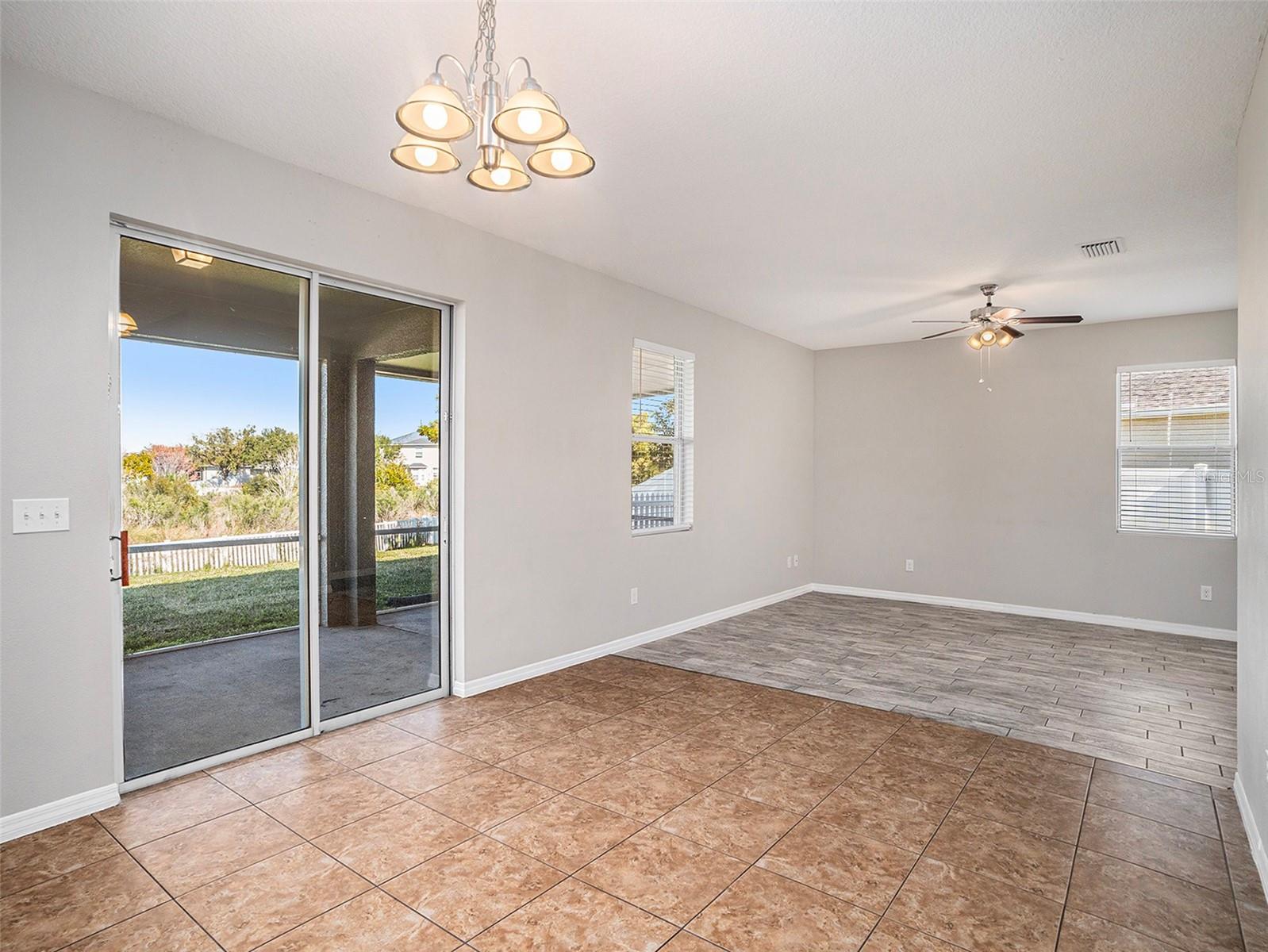 541 VISTA RIDGE DR, RUSKIN, FL, 33570
