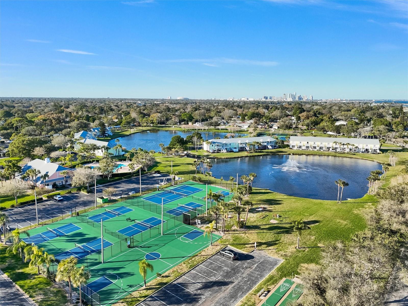 4740 BEACH DR SE #D, ST PETERSBURG, FL, 33705