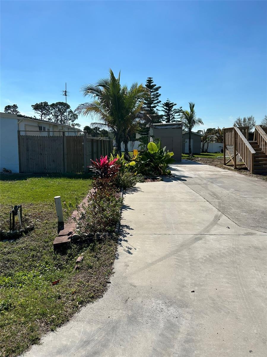 8237 ROBERT ST, ENGLEWOOD, FL, 34224