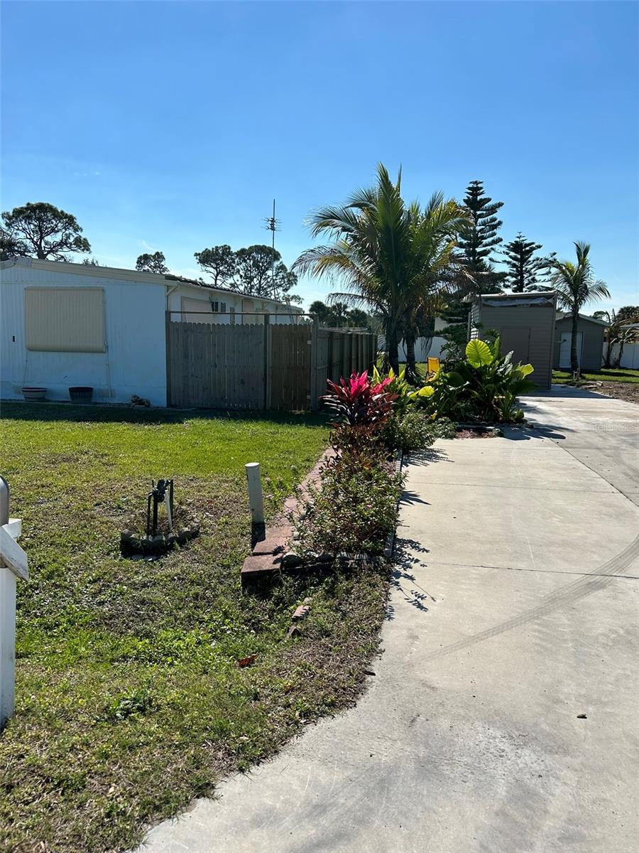 8237 ROBERT ST, ENGLEWOOD, FL, 34224