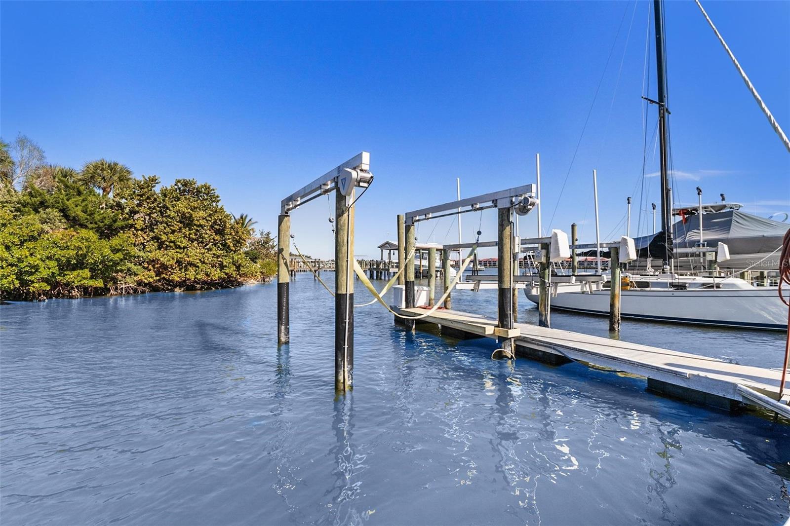 135 MARINA BAY DR, NEW SMYRNA BEACH, FL, 32169