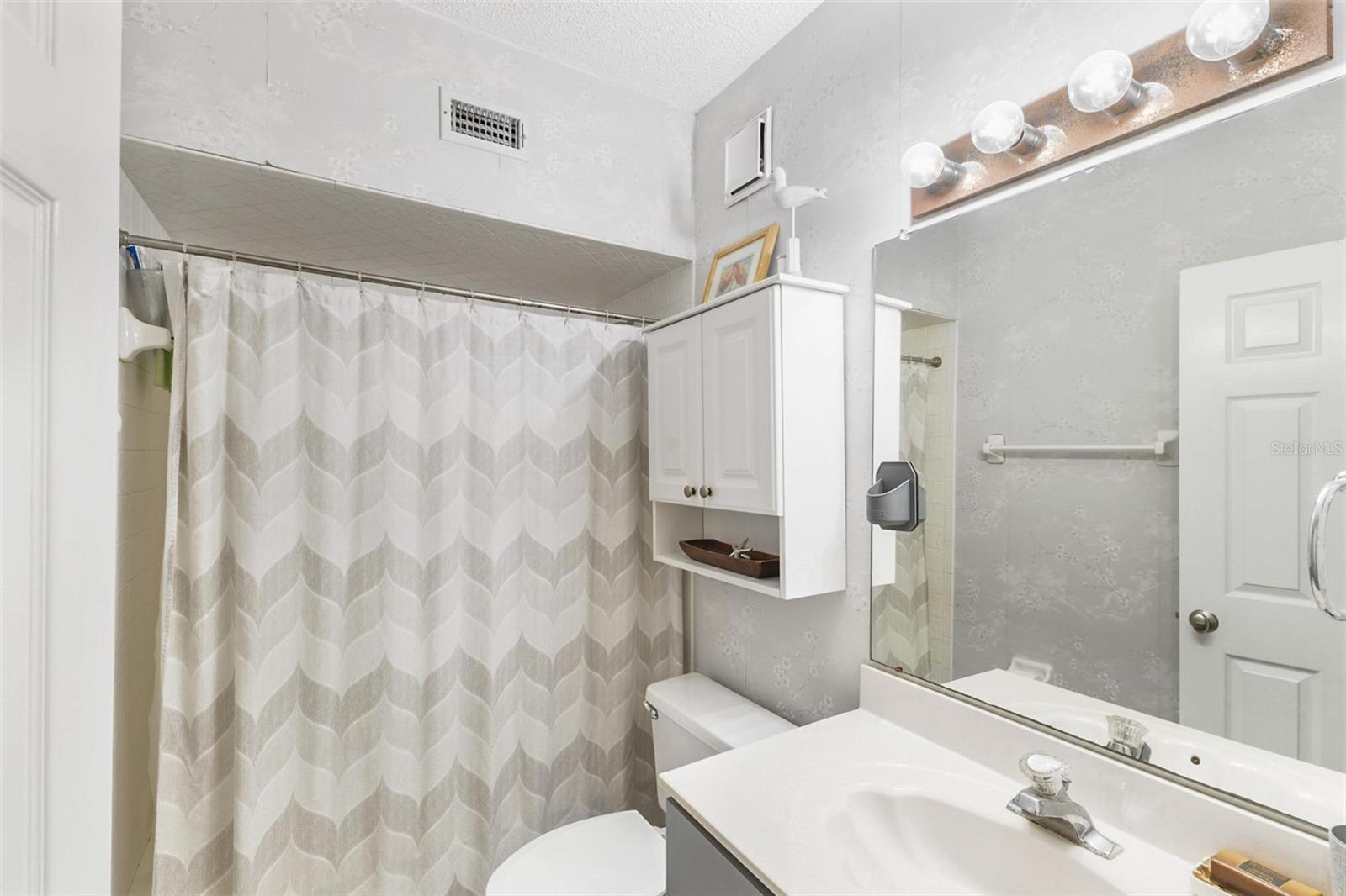 135 MARINA BAY DR, NEW SMYRNA BEACH, FL, 32169