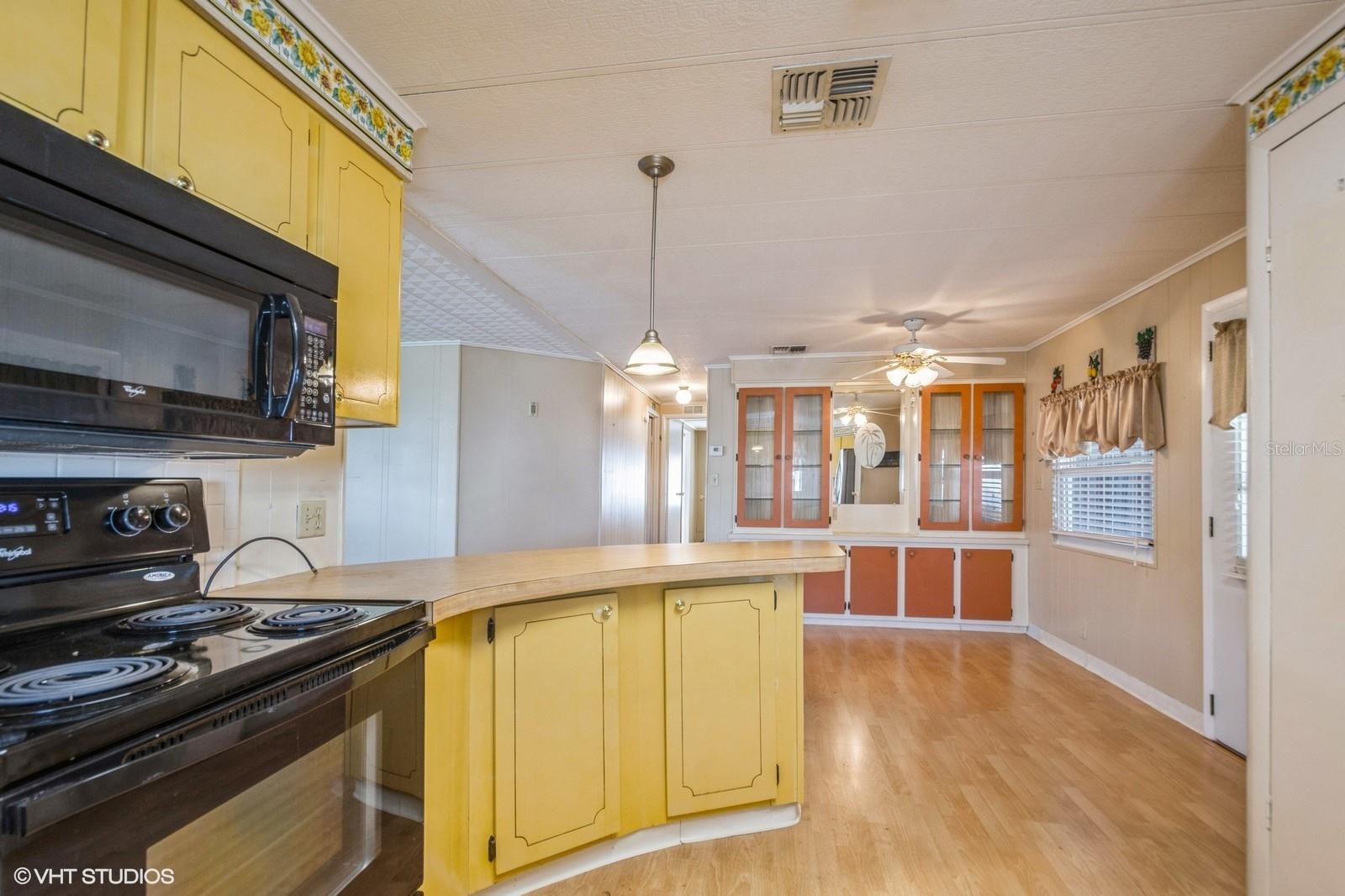93 PELICAN DR N, OLDSMAR, FL, 34677