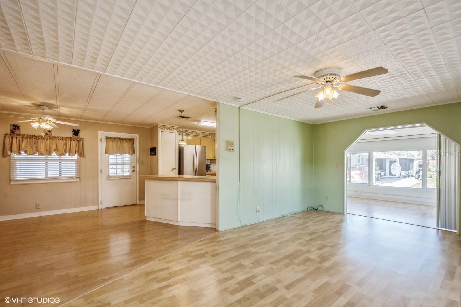 93 PELICAN DR N, OLDSMAR, FL, 34677