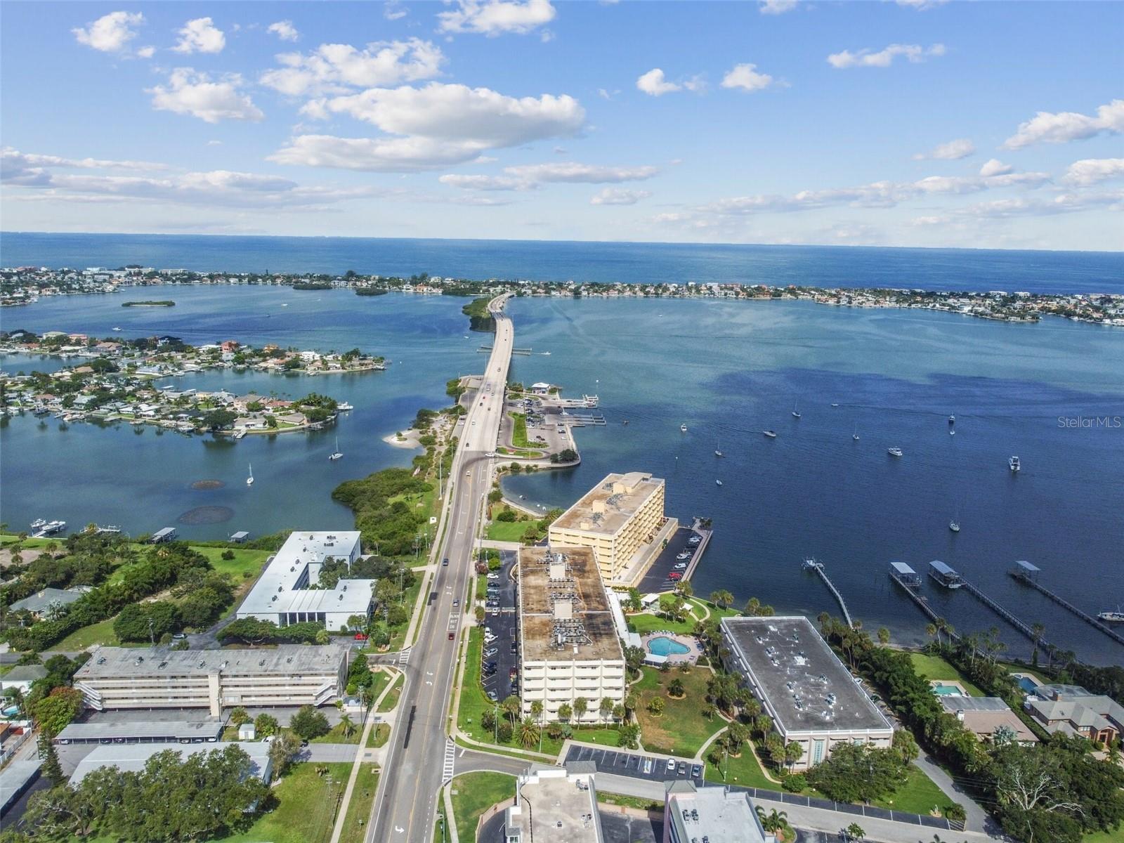 100 BLUFF VIEW DR #607A, BELLEAIR BLUFFS, FL, 33770