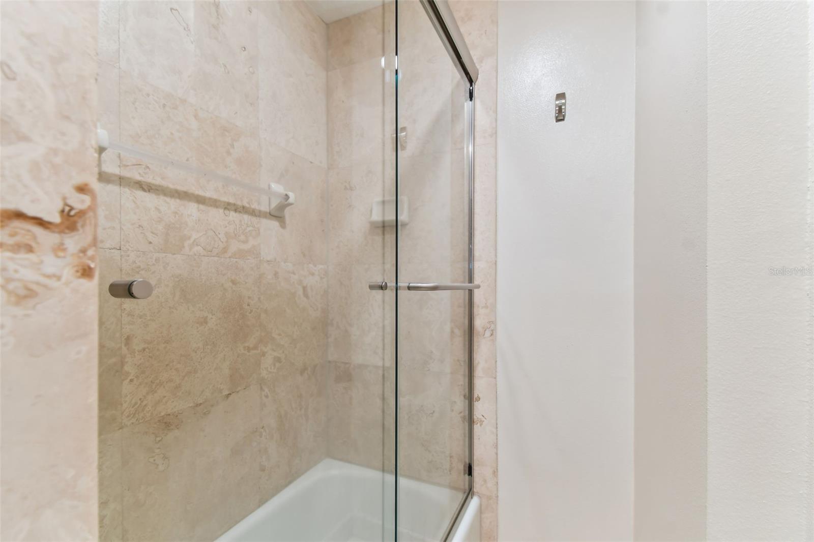 100 BLUFF VIEW DR #607A, BELLEAIR BLUFFS, FL, 33770