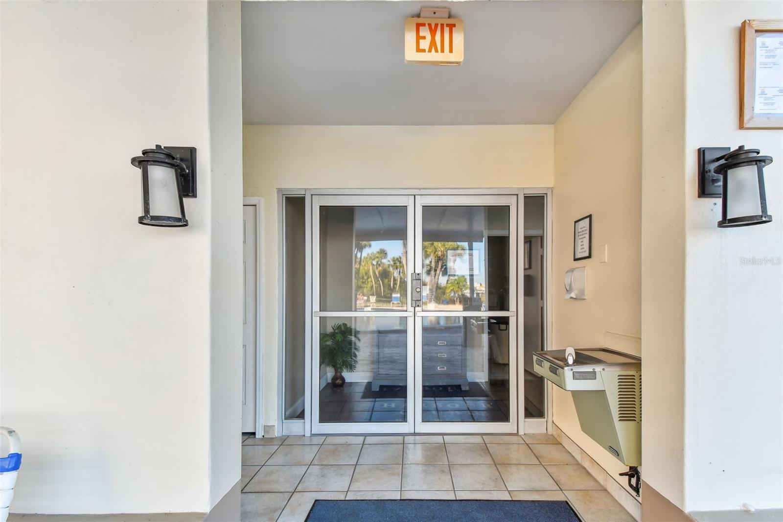 100 BLUFF VIEW DR #607A, BELLEAIR BLUFFS, FL, 33770