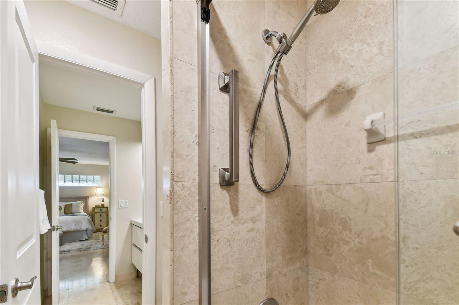 100 BLUFF VIEW DR #607A, BELLEAIR BLUFFS, FL, 33770